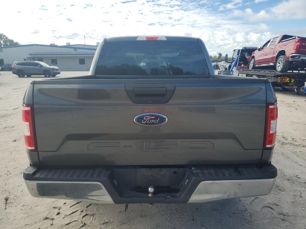 2018 Ford F-150 VIN 1FTEW1CB2JFC79134 Copart auction photo, front end / minor dent/scratches damage thumbnail 6