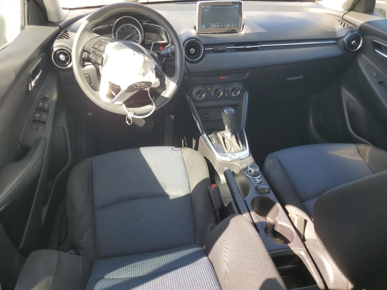 2017 Toyota Yaris VIN 3MYDLBYV8HY148971 Copart auction photo, front end / undercarriage damage thumbnail 8
