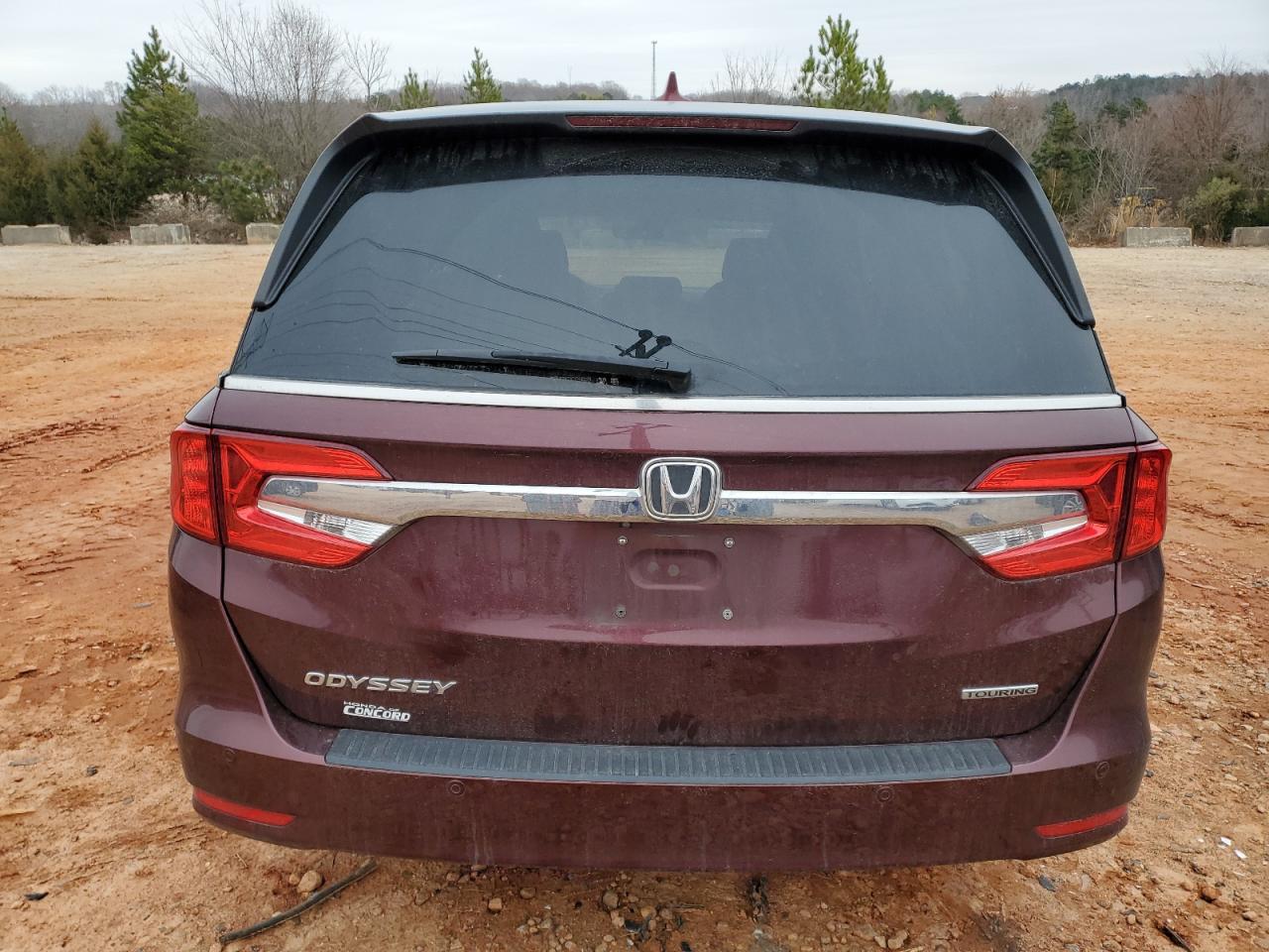 2018 Honda Odyssey VIN 5FNRL6H81JB030901 Copart auction photo, front end damage thumbnail 6