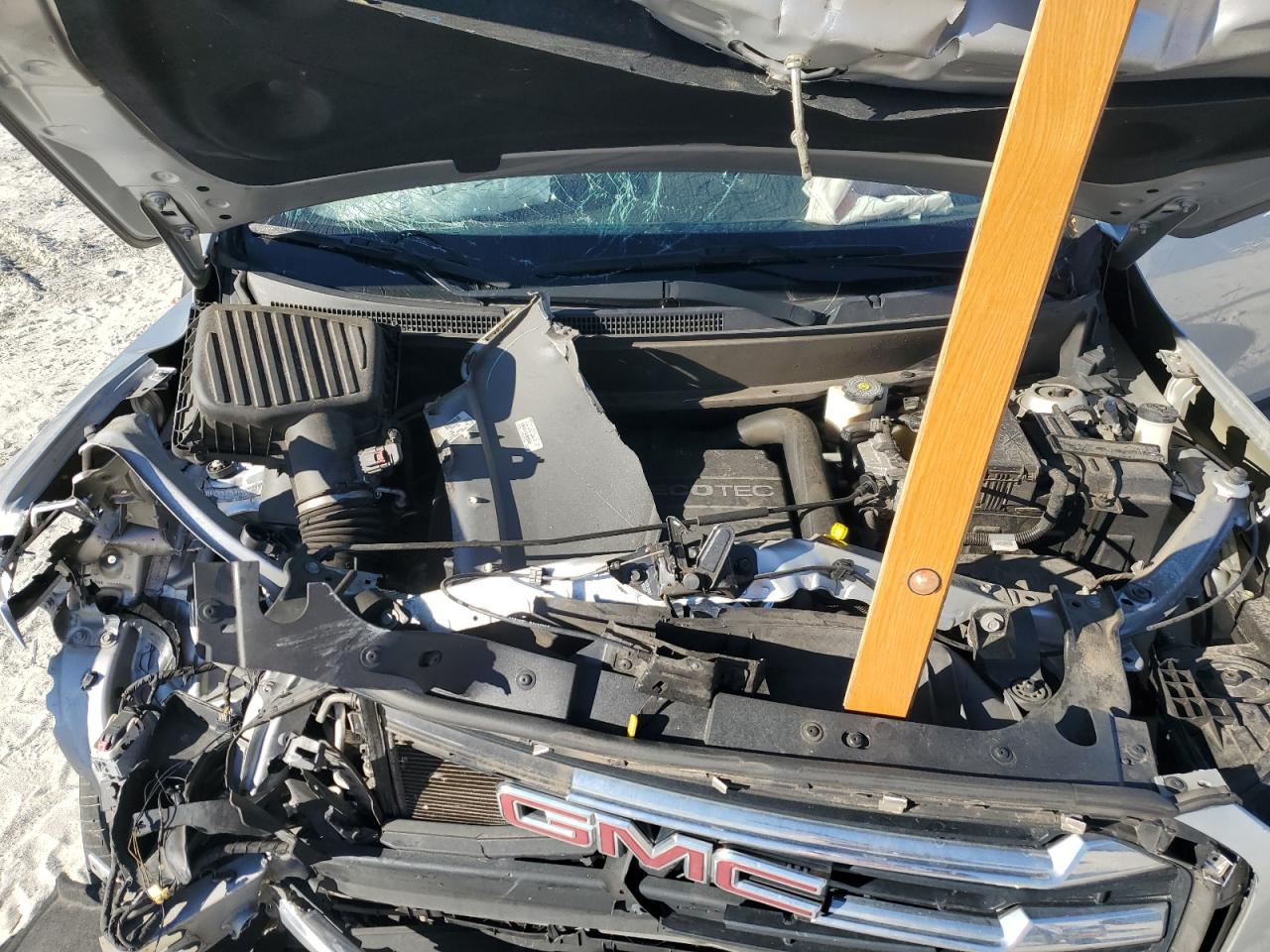 2019 GMC Terrain VIN 3GKALVEV3KL243633 Copart auction photo, front end damage thumbnail 14