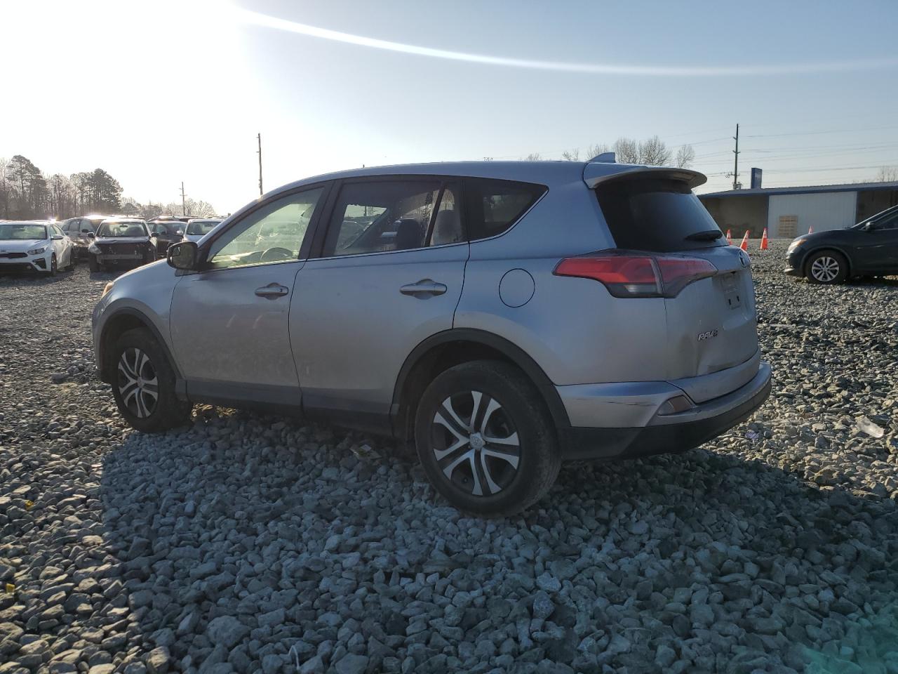 2018 Toyota RAV 4 VIN JTMBFREV4JD251520 Copart auction photo, side / minor dent/scratches damage thumbnail 2