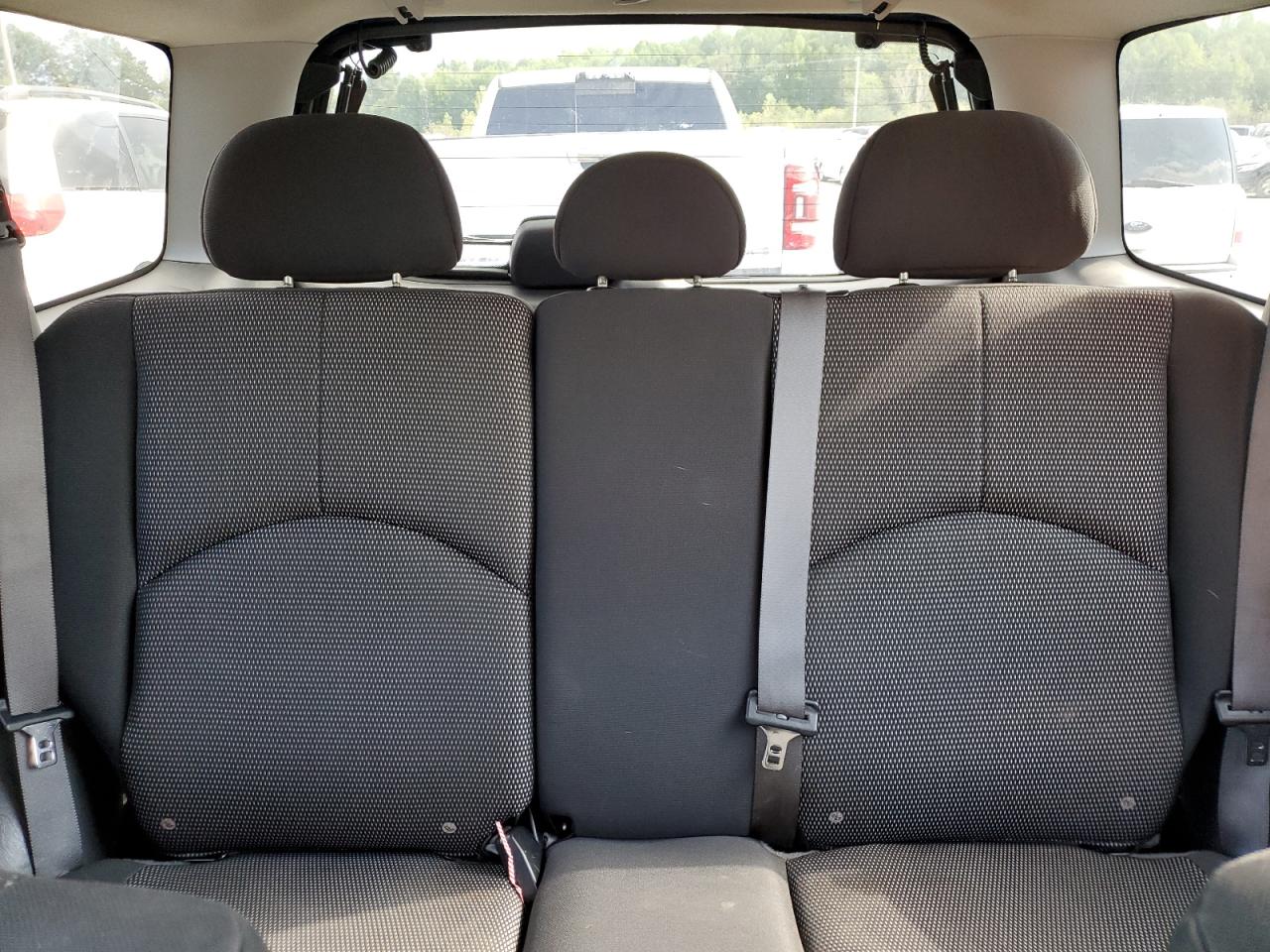 2005 Mazda Tribute VIN 4F2CZ04175KM00980 Copart auction photo, front end damage thumbnail 10