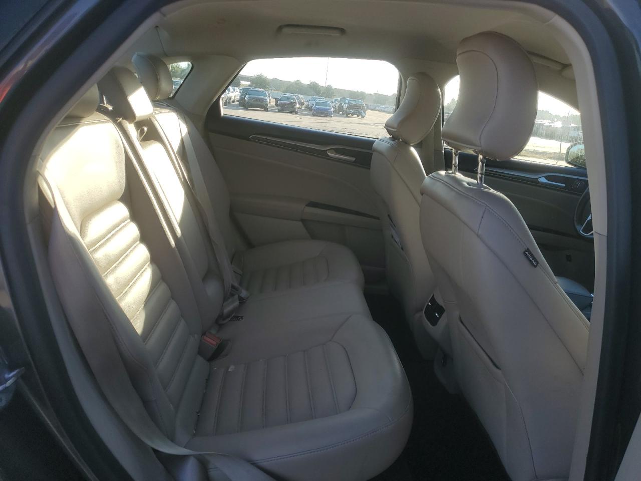 2019 Ford Fusion VIN 3FA6P0MU1KR235504 Copart auction photo, hail / minor dent/scratches damage thumbnail 10