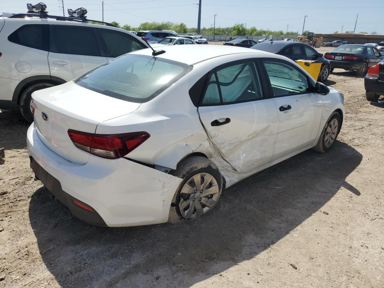 2018 KIA Rio VIN 3KPA24AB6JE050948 Copart auction photo, rear end / minor dent/scratches damage thumbnail 3
