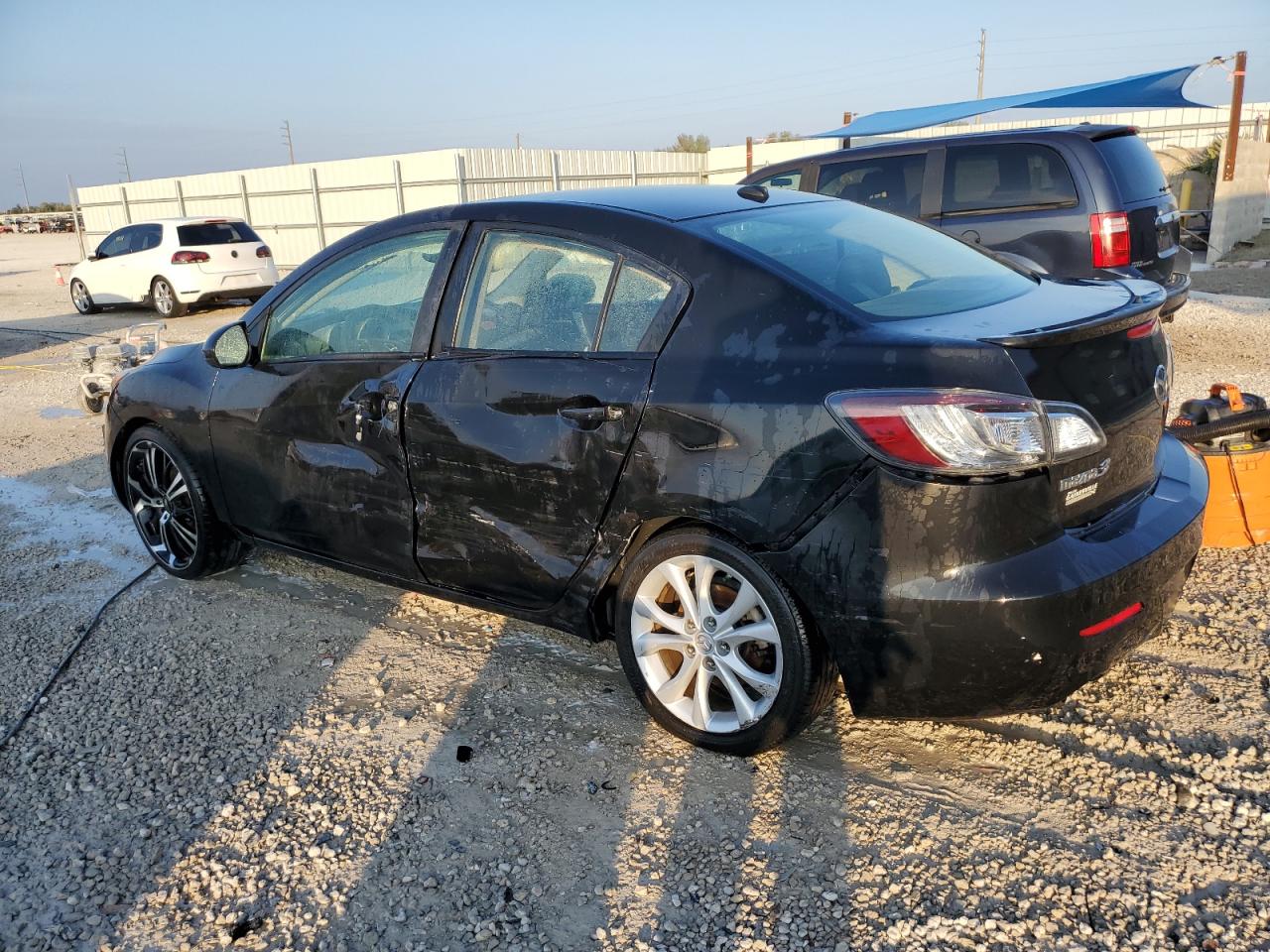2010 Mazda 3 VIN JM1BL1S57A1312682 Copart auction photo, side / rear end damage thumbnail 2