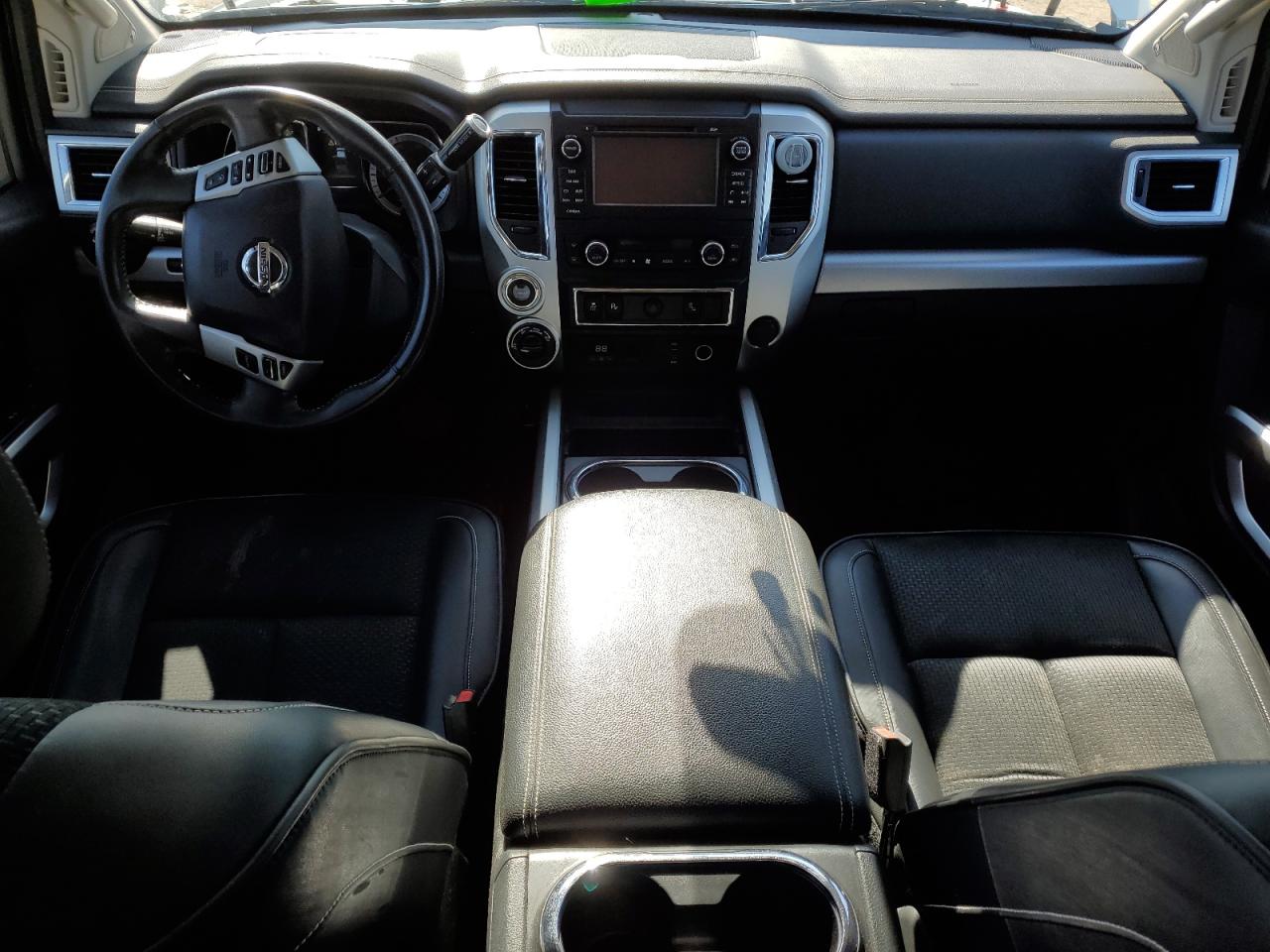 2017 Nissan Titan VIN 1N6BA1F47HN515322 Copart auction photo, front end damage thumbnail 8