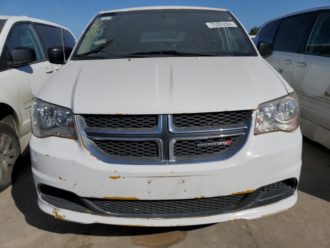 2017 Dodge Caravan VIN 2C4RDGBGXHR767807 Copart auction photo, minor dent/scratches damage thumbnail 5