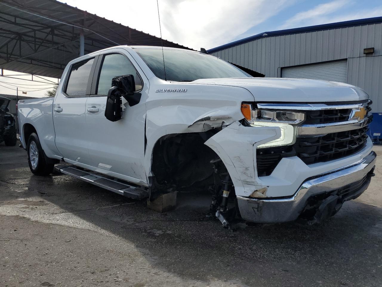2023 Chevrolet Silverado VIN 3GCUDDED2PG365827 Copart auction photo, front end damage thumbnail 4