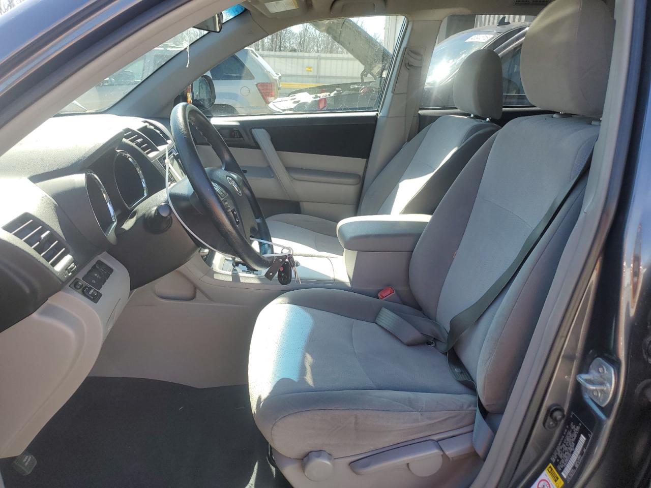 2013 Toyota Highlander VIN 5TDBK3EH0DS224441 Copart auction photo, front end / hail damage thumbnail 7