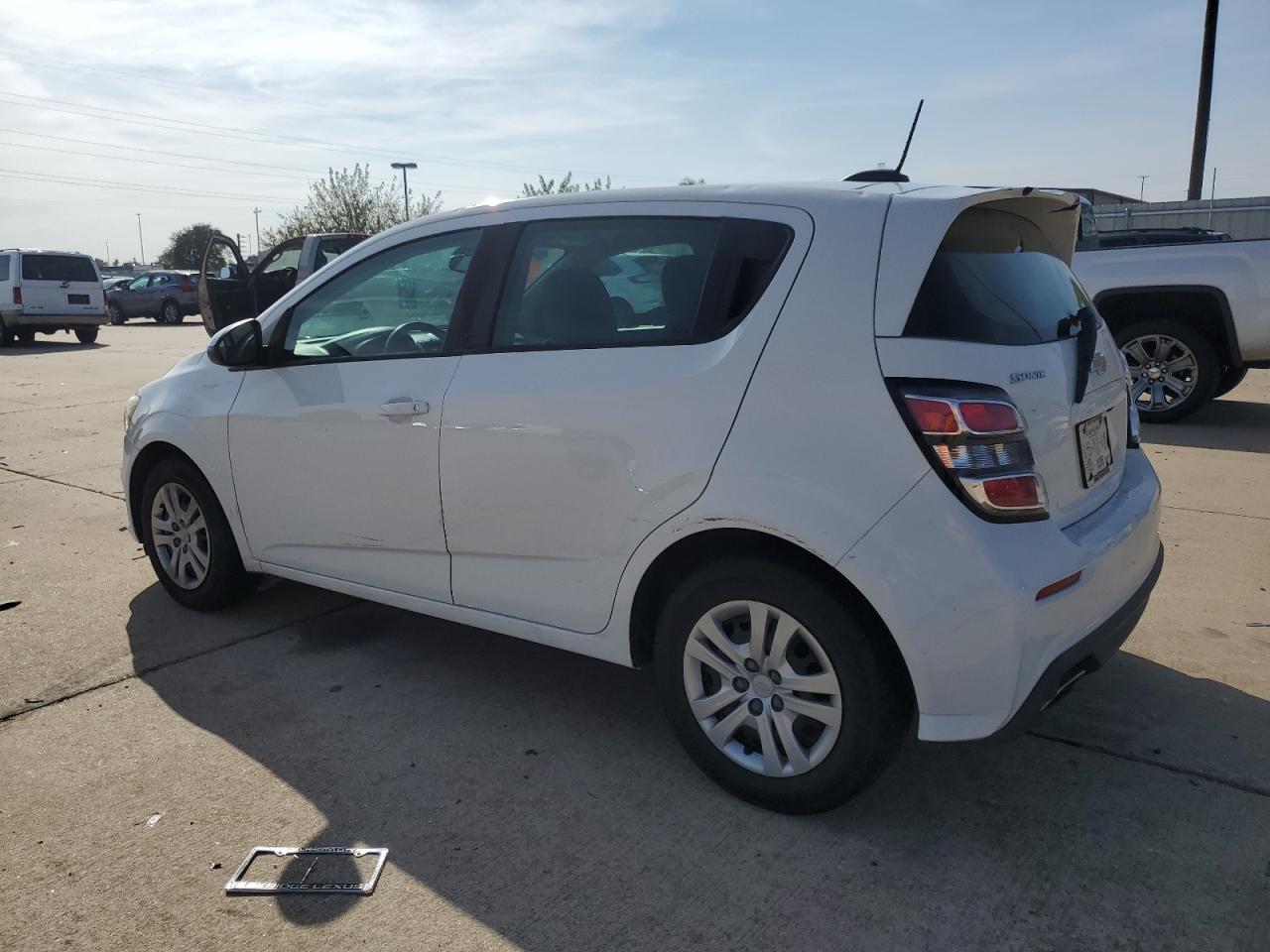 2018 Chevrolet Sonic VIN 1G1JG6SG6J4106470 Copart auction photo, hail / minor dent/scratches damage thumbnail 2