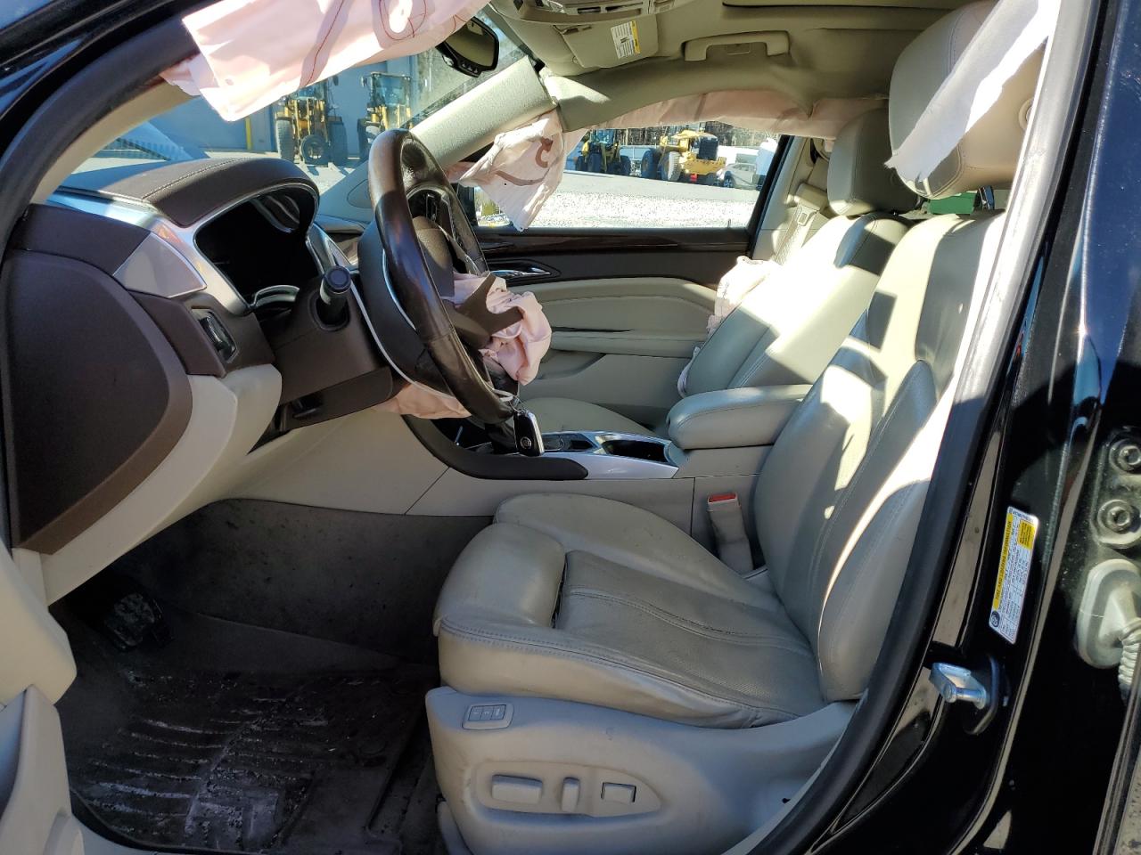 2015 Cadillac SRX VIN 3GYFNBE31FS511416 Copart auction photo, all over damage thumbnail 7