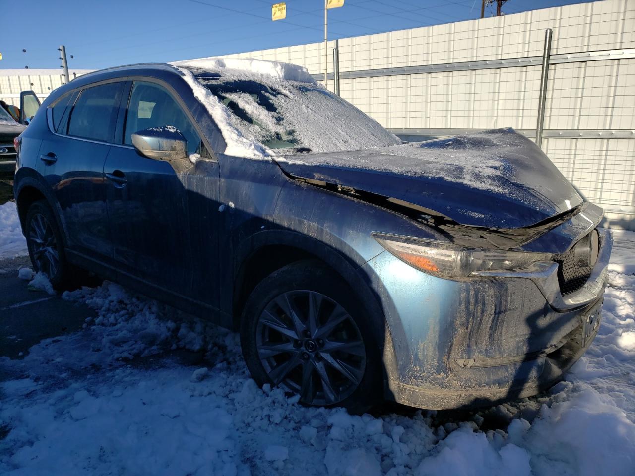 2019 Mazda CX-5 VIN JM3KFADM9K1600465 Copart auction photo, front end / side damage thumbnail 4