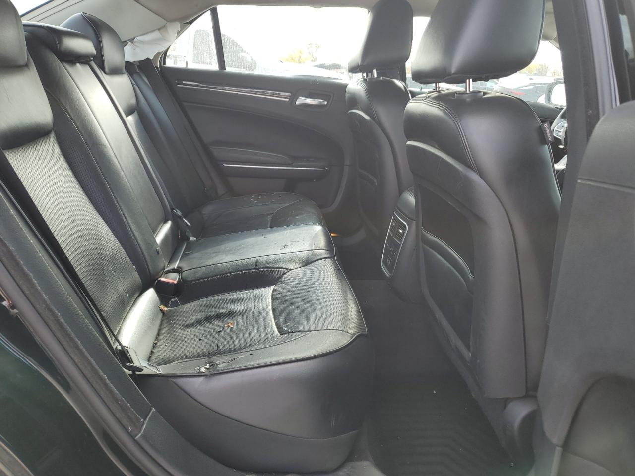 2017 Chrysler 300 VIN 2C3CCAEG3HH564432 Copart auction photo, front end damage thumbnail 11
