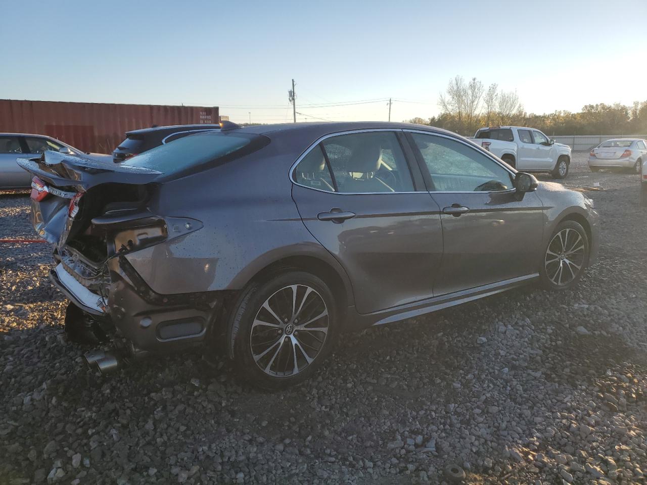 2020 Toyota Camry VIN 4T1G11AK3LU932252 Copart auction photo, rear end damage thumbnail 3