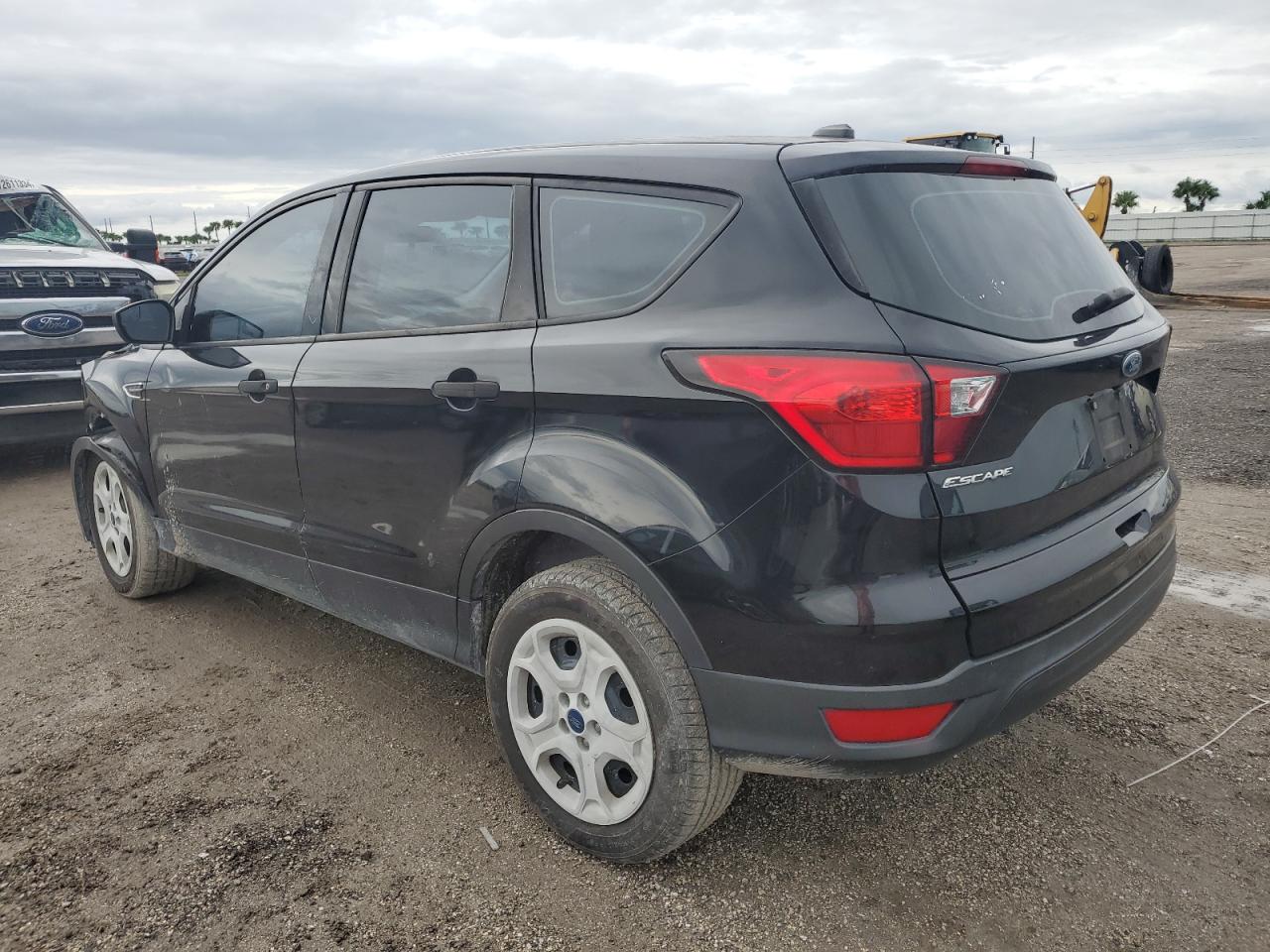 2019 Ford Escape VIN 1FMCU0F72KUA89695 Copart auction photo, undercarriage / front end damage thumbnail 2