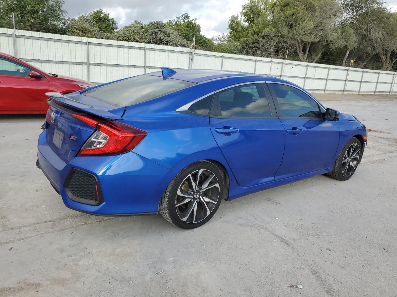 2017 Honda Civic VIN 2HGFC1E59HH706372 Copart auction photo, front end / minor dent/scratches damage thumbnail 3