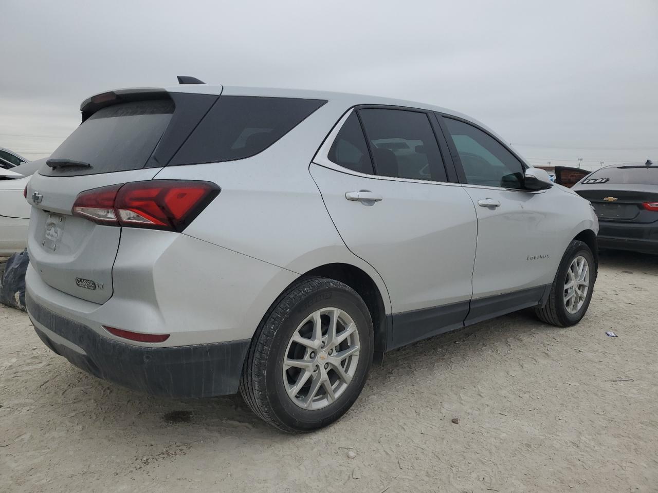 2022 Chevrolet Equinox VIN 3GNAXKEVXNL191623 Copart auction photo, front end damage thumbnail 3