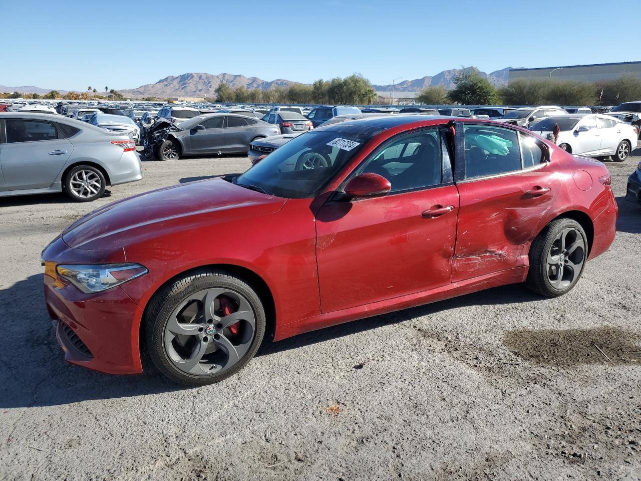 2017 Alfa Romeo Giulia VIN ZARFAEEN7H7557912