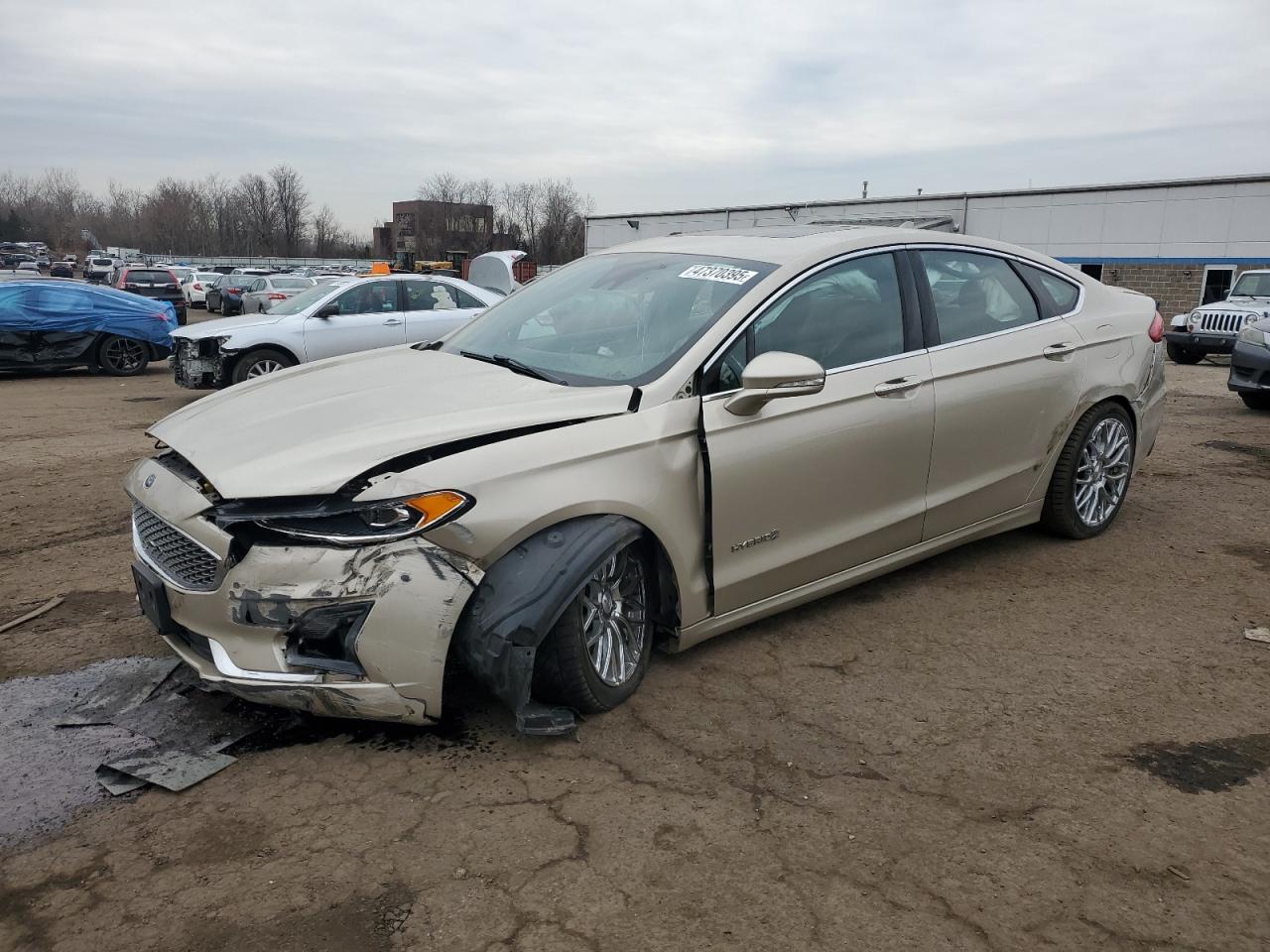 2019 Ford Fusion VIN 3FA6P0RU9KR158115
