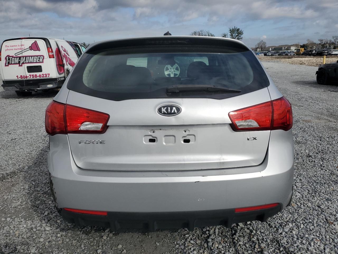 2013 KIA Forte VIN KNAFU5A27D5728397 Copart auction photo, minor dent/scratches damage thumbnail 6
