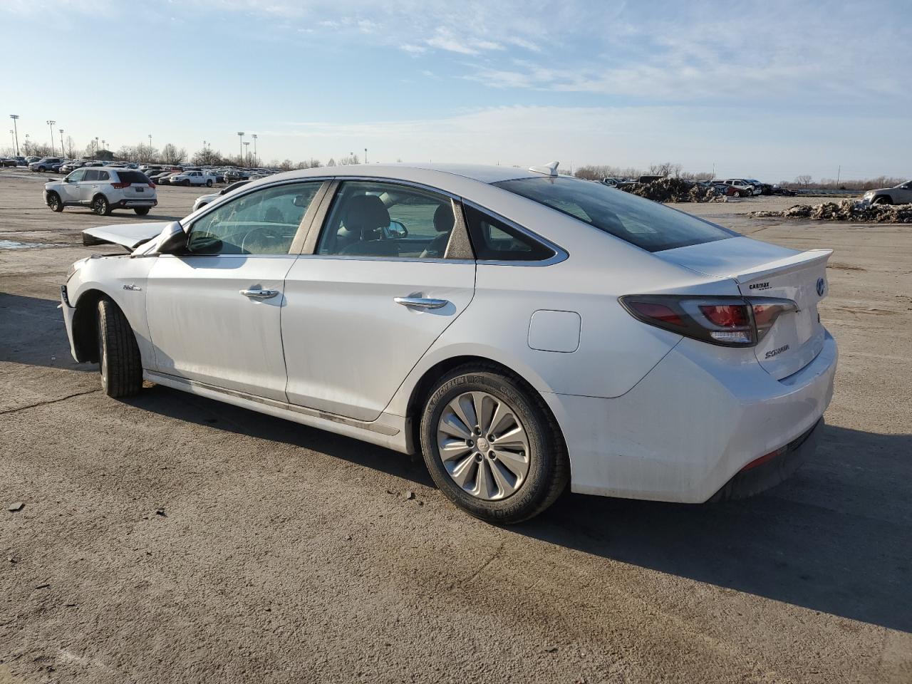 2016 Hyundai Sonata VIN KMHE24L17GA024615 Copart auction photo, front end damage thumbnail 2