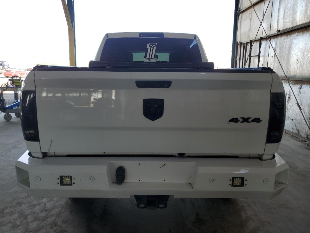 2017 RAM 2500 VIN 3C6UR5CL5HG601168 Copart auction photo, all over / undercarriage damage thumbnail 6