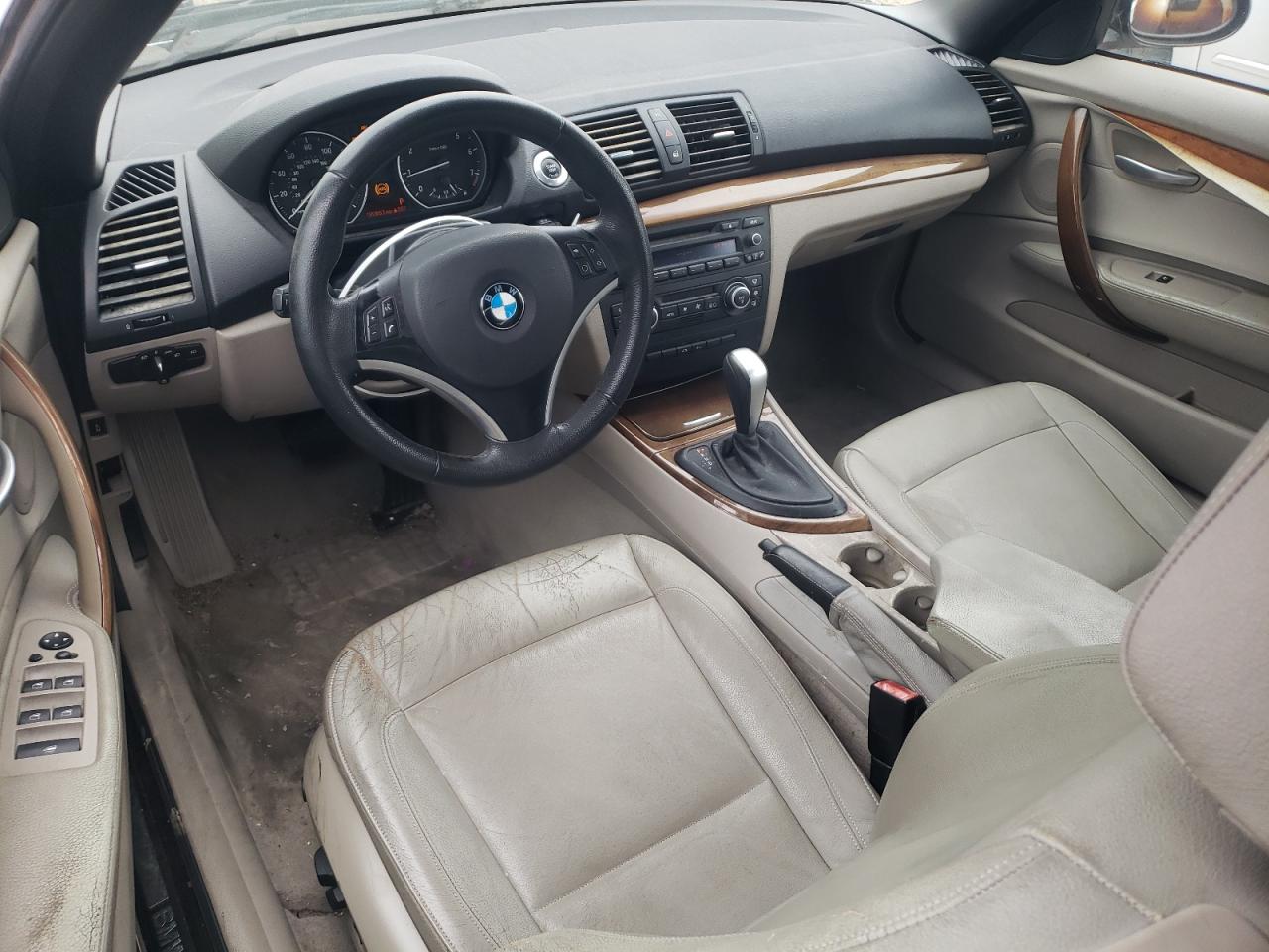 2009 BMW 1er VIN WBAUL73519VJ75377 Copart auction photo, rear end / minor dent/scratches damage thumbnail 8