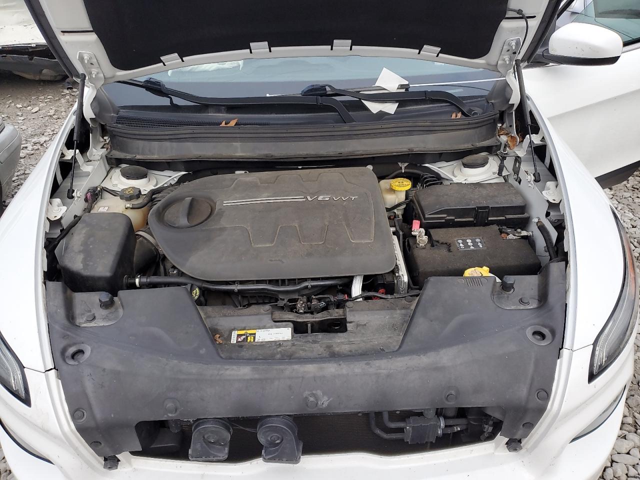 2016 Jeep Grand Cherokee VIN 1C4PJLCS6GW211902 Copart auction photo, undercarriage / side damage thumbnail 11