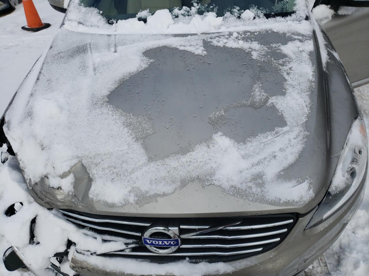 2016 Volvo XC60 VIN YV449MRK8G2902264 Copart auction photo, front end damage thumbnail 12