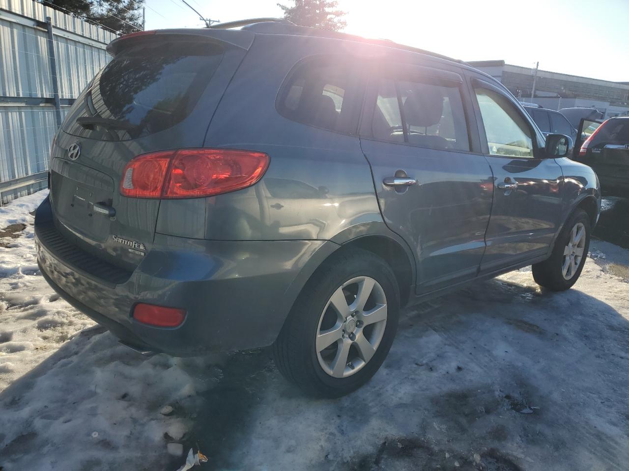 2009 Hyundai Santa Fe VIN 5NMSH13E19H303669 Copart auction photo, front end / side damage thumbnail 3