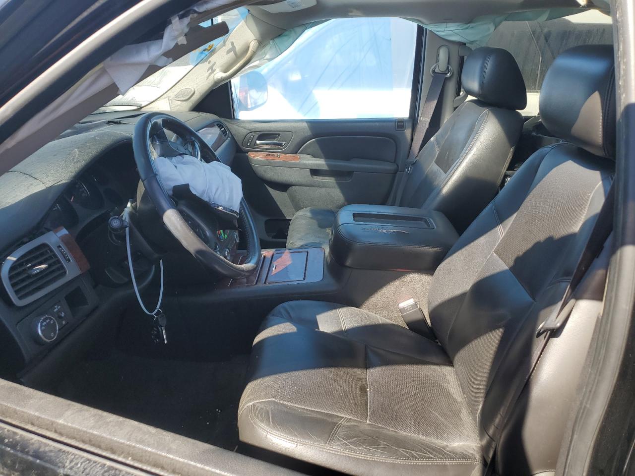 2011 Chevrolet Tahoe VIN 1GNSCCE00BR271382 Copart auction photo, front end / minor dent/scratches damage thumbnail 7