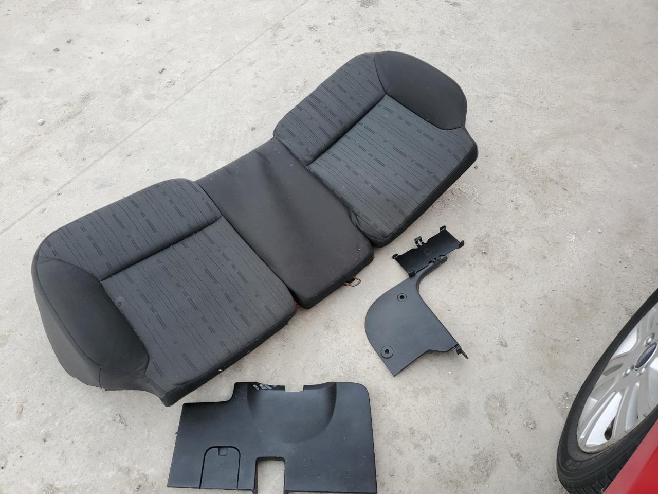 2008 Ford Focus VIN 1FAHP33N48W287638 Copart auction photo, side damage thumbnail 12