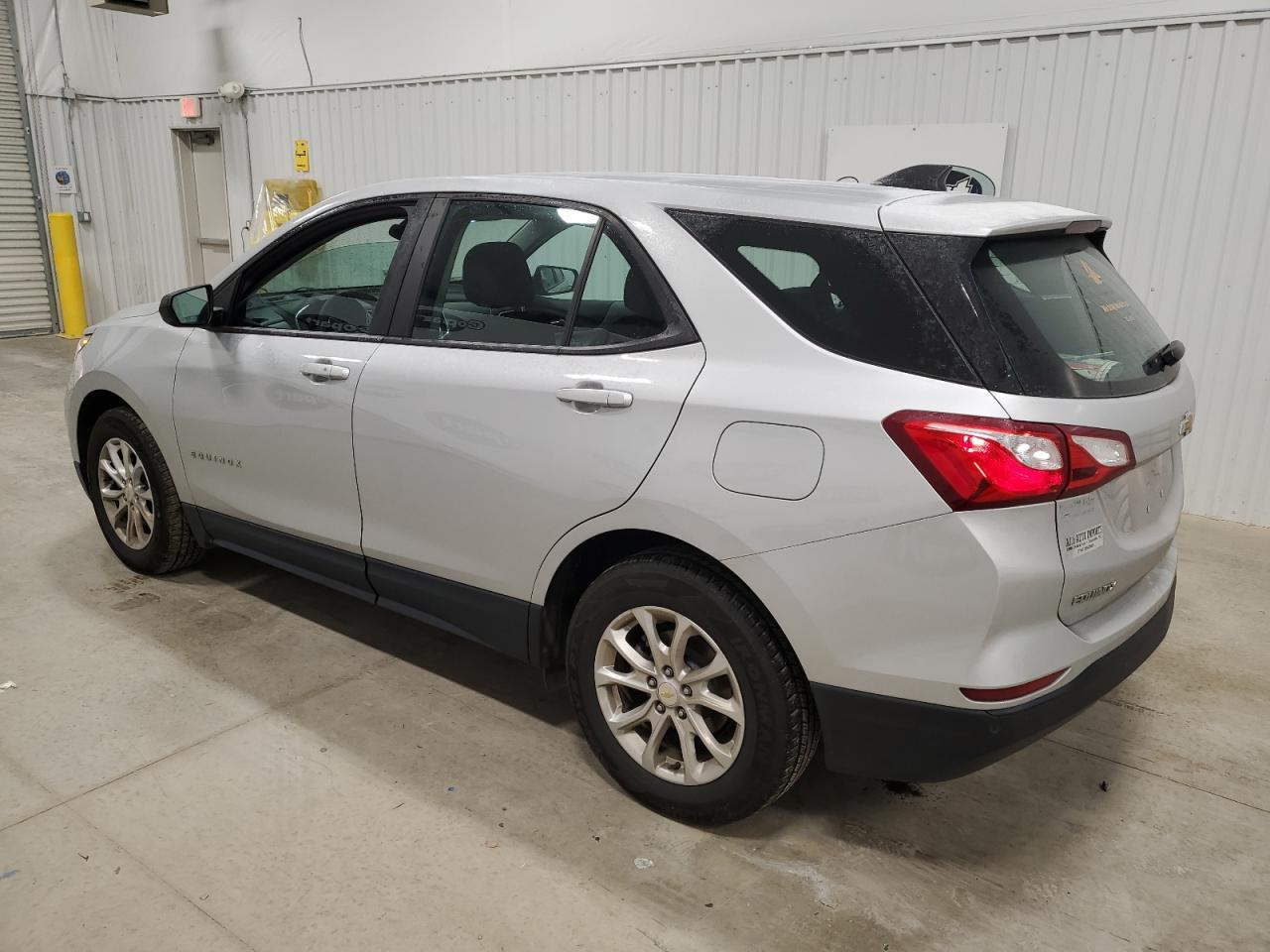 2020 Chevrolet Equinox VIN 2GNAXFEV4L6202768 Copart auction photo, front end damage thumbnail 2