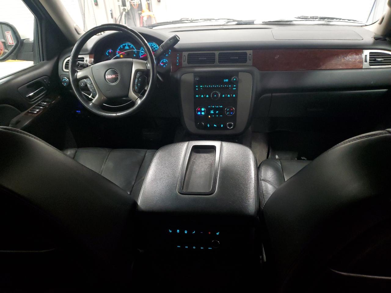 2012 GMC Yukon VIN 1GKS2CE03CR150234 Copart auction photo, all over damage thumbnail 8