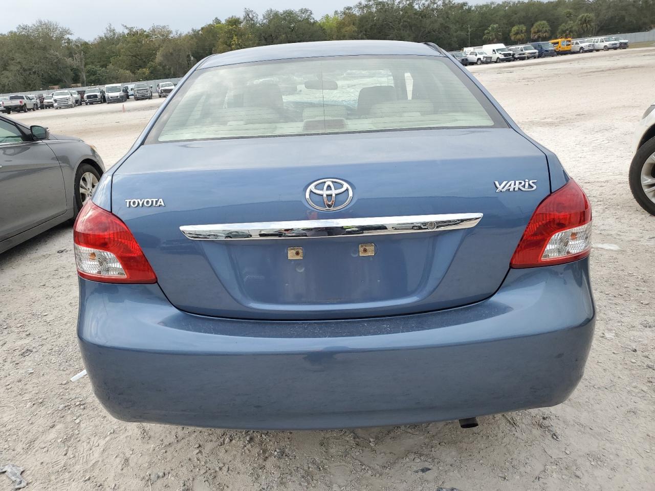 2007 Toyota Yaris VIN JTDBT923971162578 Copart auction photo, all over / minor dent/scratches damage thumbnail 6