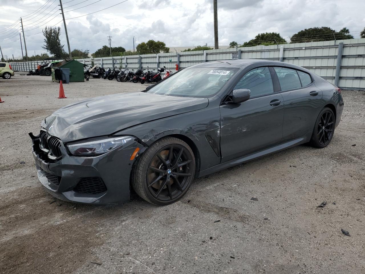2022 BMW M8 VIN WBAGV8C07NCG79488 - Copart auction photo