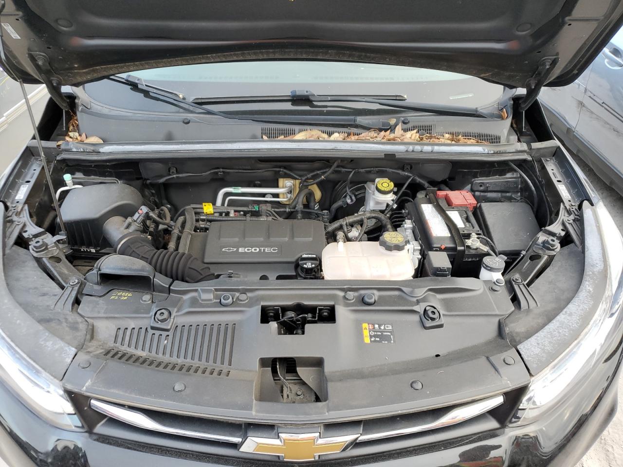 2020 Chevrolet Trax VIN KL7CJKSB2LB091301 Copart auction photo, water/flood damage thumbnail 9