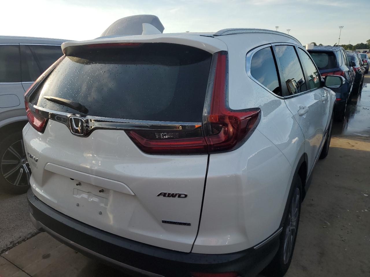 2022 Honda CR-V VIN 7FARW2H95NE047946 Copart auction photo, water/flood damage thumbnail 6