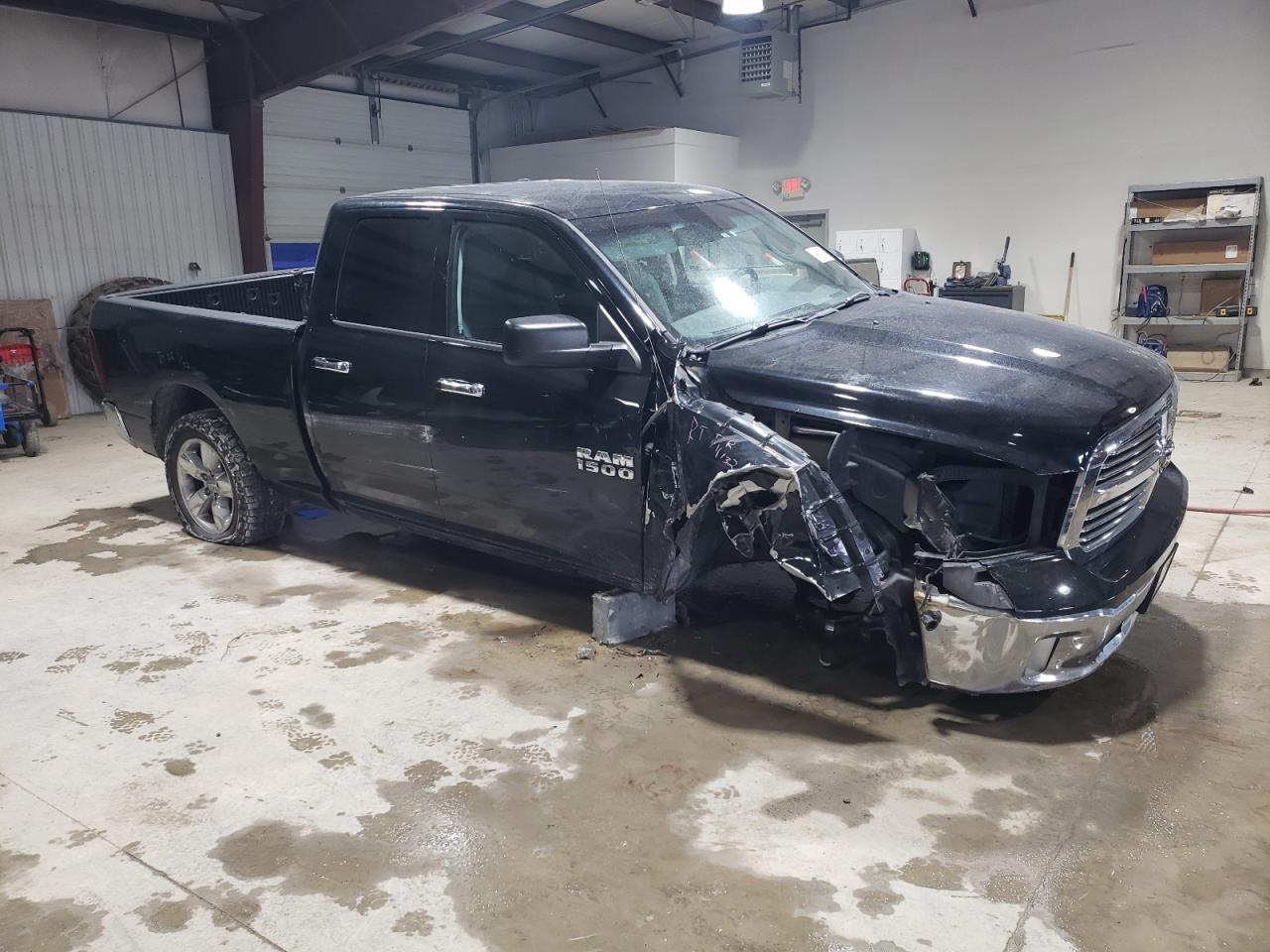 2014 RAM 1500 VIN 1C6RR7GT3ES224016 Copart auction photo, front end / side damage thumbnail 4