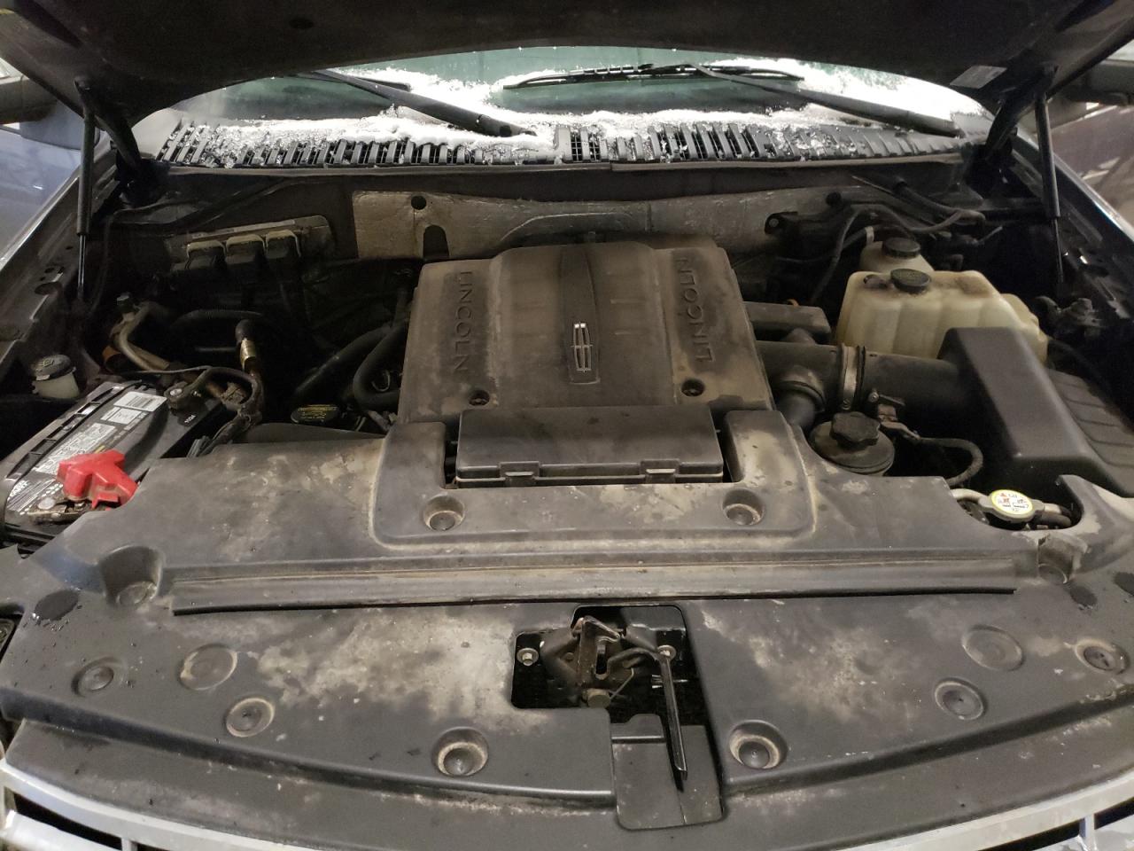 2010 Lincoln Navigator VIN 5LMJJ2J55AEJ05475 Copart auction photo, front end / rear end damage thumbnail 12