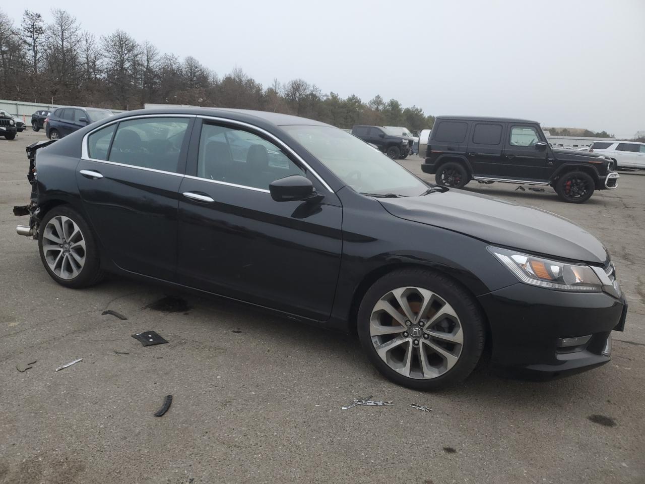 2015 Honda Accord VIN 1HGCR2F59FA088651 Copart auction photo, rear end / minor dent/scratches damage thumbnail 4