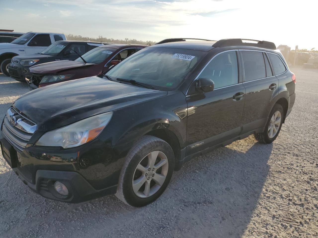 2014 Subaru Outback VIN 4S4BRBCC7E3284812