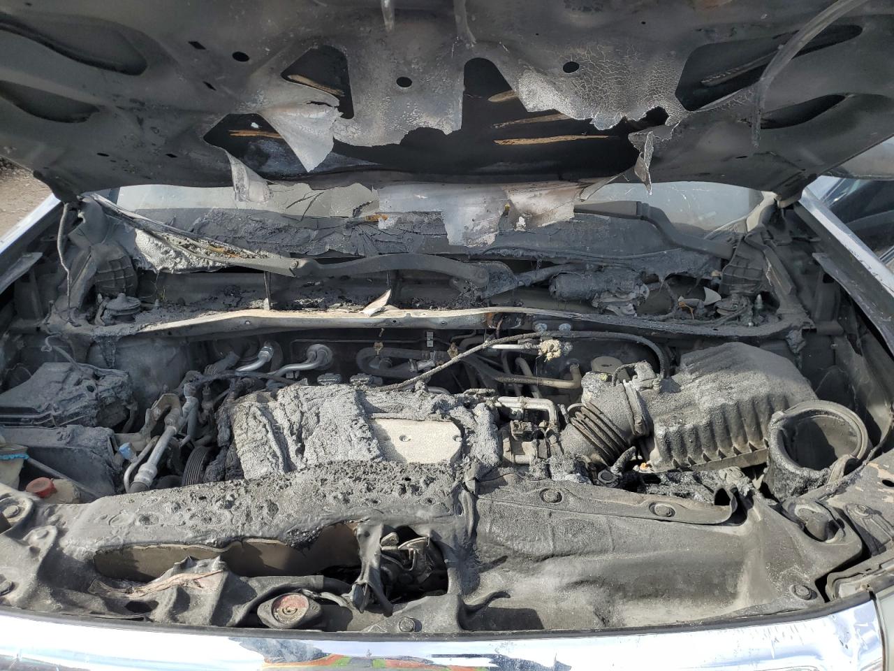 2010 Honda Pilot VIN 5FNYF4H86AB012806 Copart auction photo, burn damage thumbnail 12