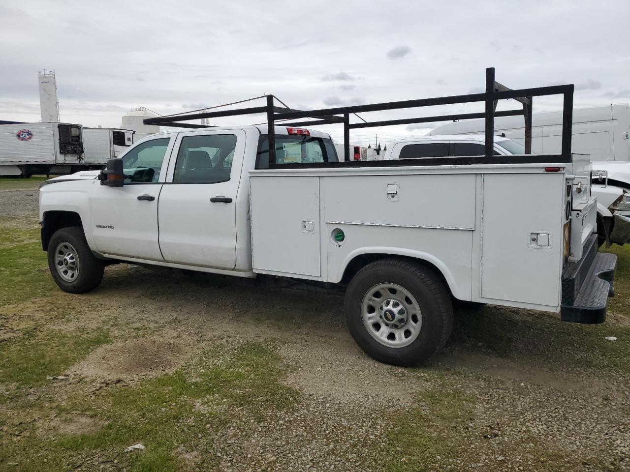 2018 Chevrolet Silverado VIN 1GC4CYEYXJF132462 Copart auction photo, front end damage thumbnail 2