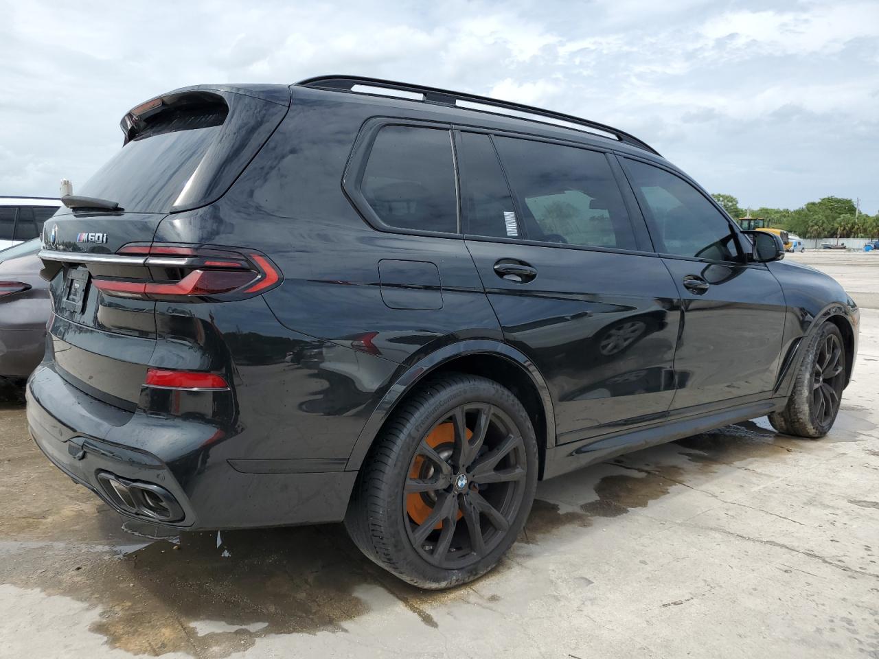 2023 BMW X7 VIN 5UX33EM0XP9S01744 Copart auction photo, water/flood / minor dent/scratches damage thumbnail 3