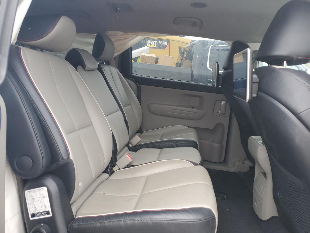 2021 KIA Sedona VIN KNDMB5C1XM6668890 Copart auction photo, all over damage thumbnail 11