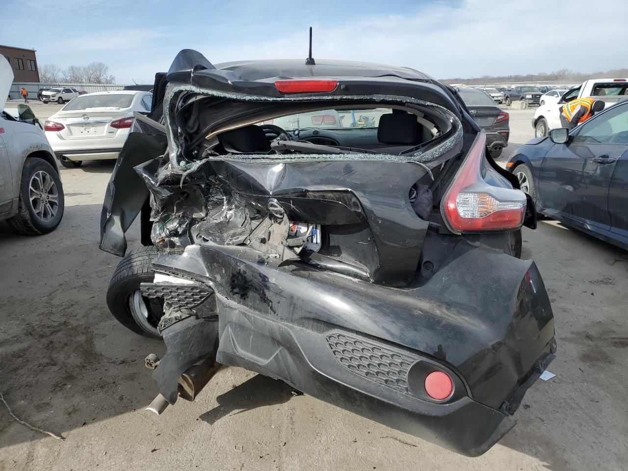2016 Nissan Juke VIN JN8AF5MR7GT604246 Copart auction photo, rear end / side damage thumbnail 6