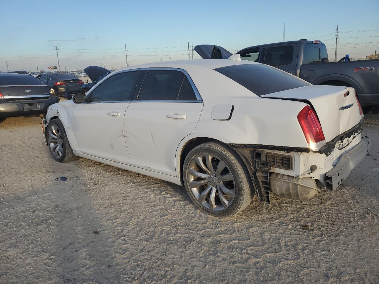 2021 Chrysler 300 VIN 2C3CCAAG5MH567011 Copart auction photo, front end / rear end damage thumbnail 2