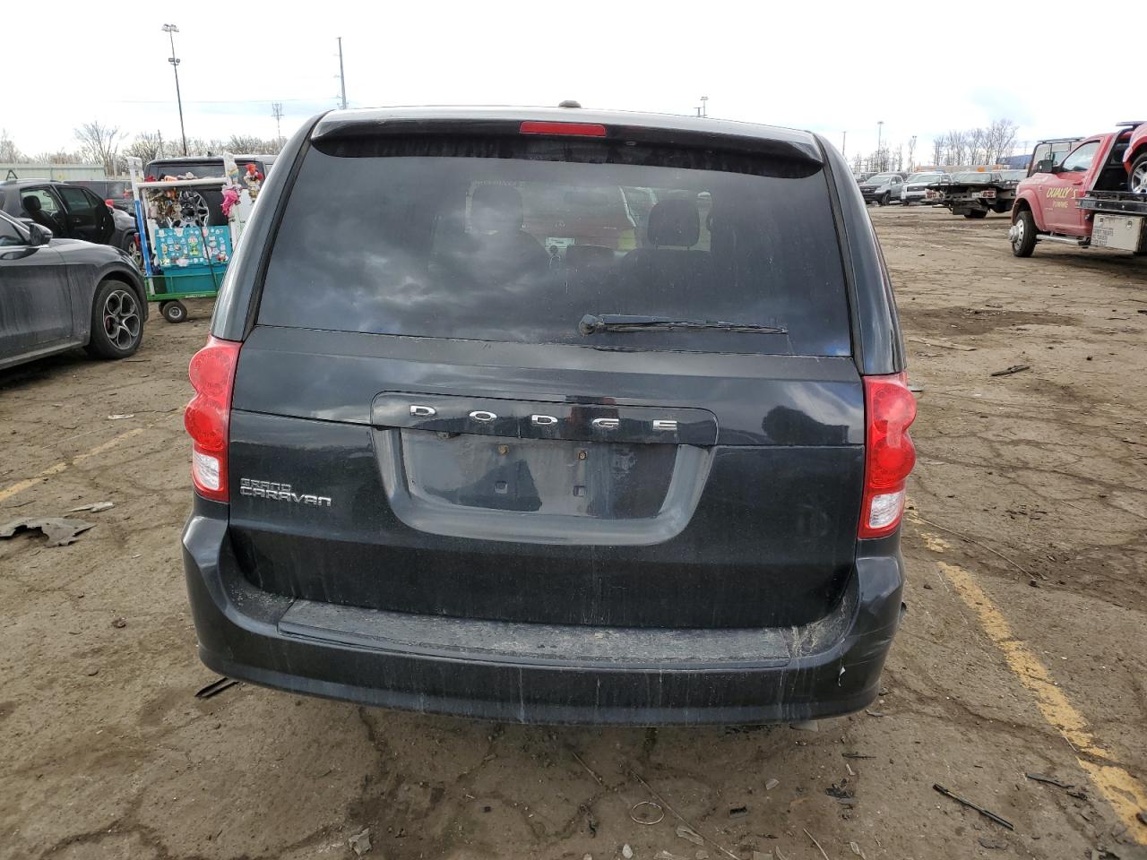 2015 Dodge Caravan VIN 2C4RDGCG3FR551180 Copart auction photo, front end damage thumbnail 6