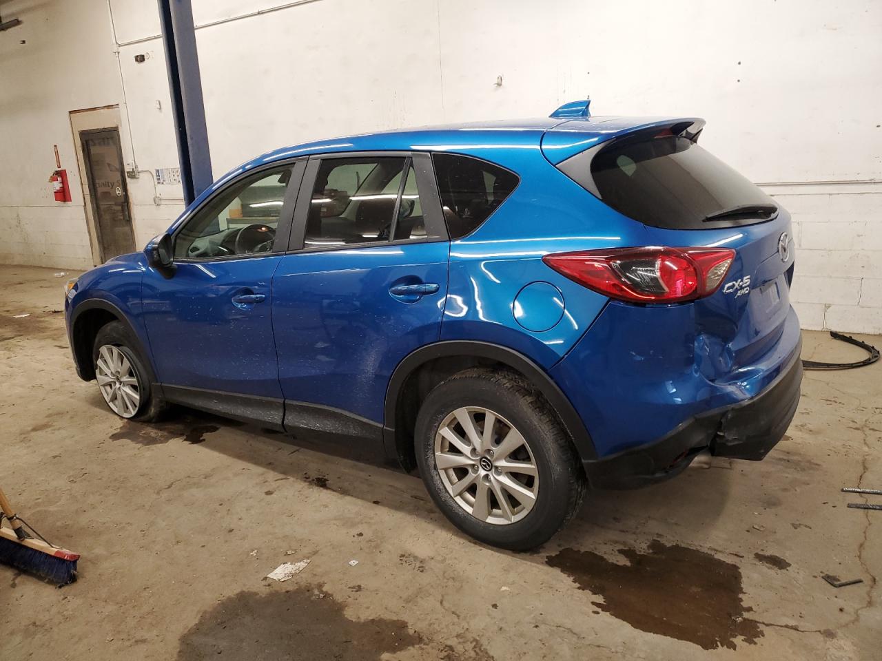 2014 Mazda CX-5 VIN JM3KE4CY5E0382981 Copart auction photo, rear end damage thumbnail 2